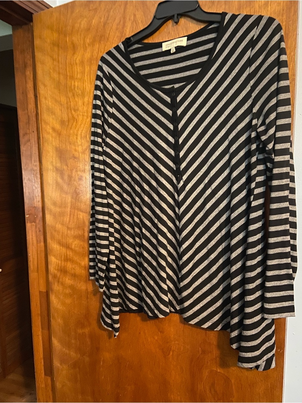 Jones New York Black and Gray Striped Button-Front Top